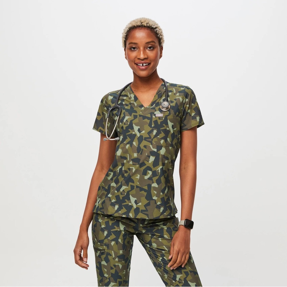 Camo Martini Olive Catarina One-Pocket Scrub Top & Yola FREEx Skinny Scrub Pants